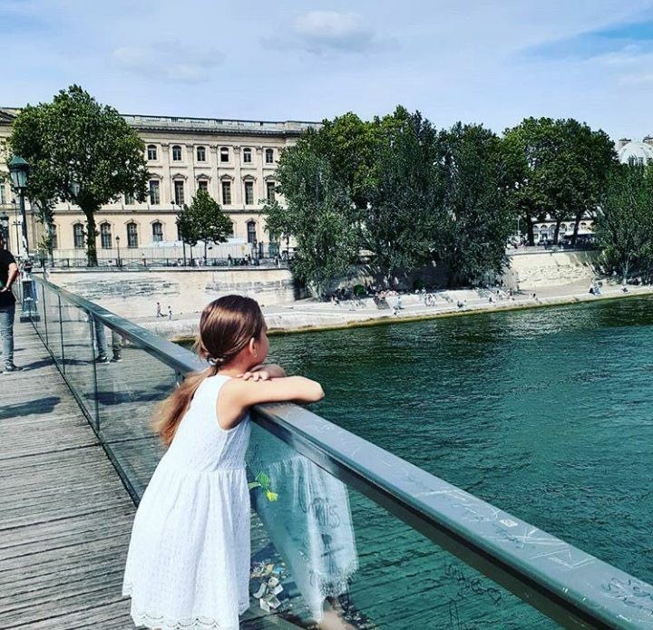 France, photo 2 of 9